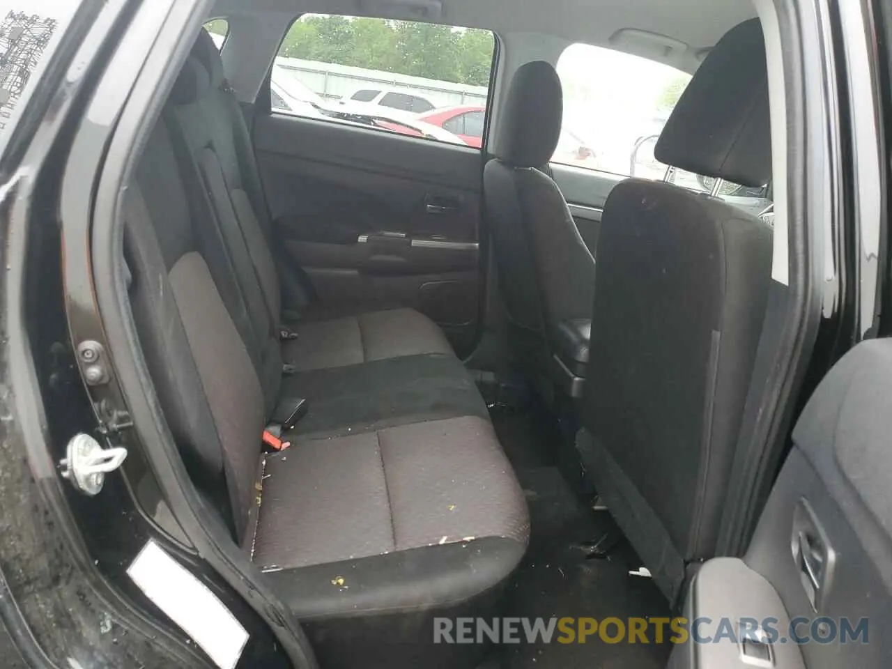 10 Photograph of a damaged car JA4AR3AU1KU000866 MITSUBISHI OUTLANDER 2019