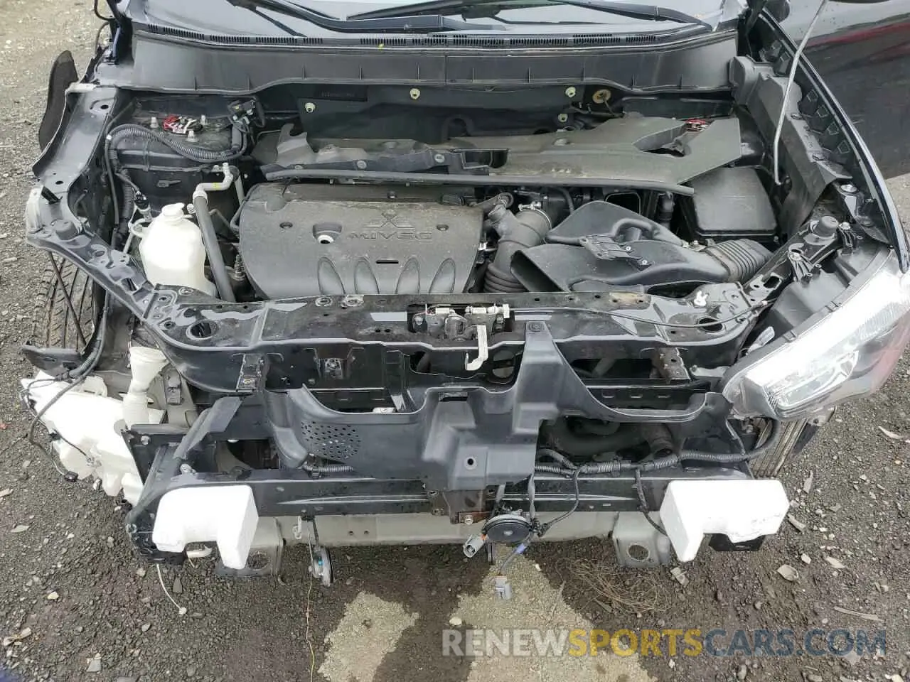 11 Photograph of a damaged car JA4AR3AU1KU000866 MITSUBISHI OUTLANDER 2019