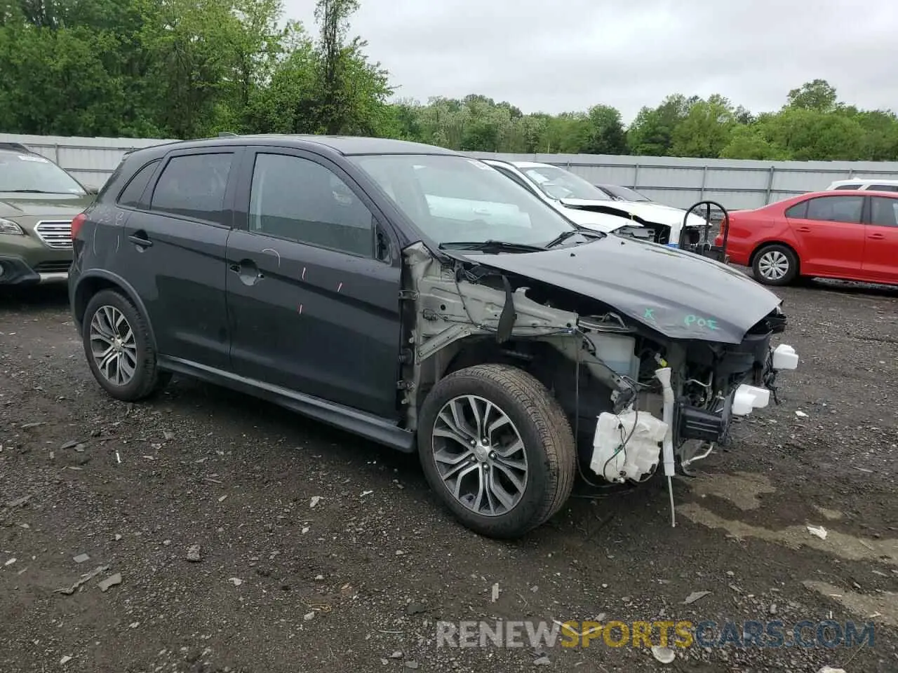 4 Photograph of a damaged car JA4AR3AU1KU000866 MITSUBISHI OUTLANDER 2019