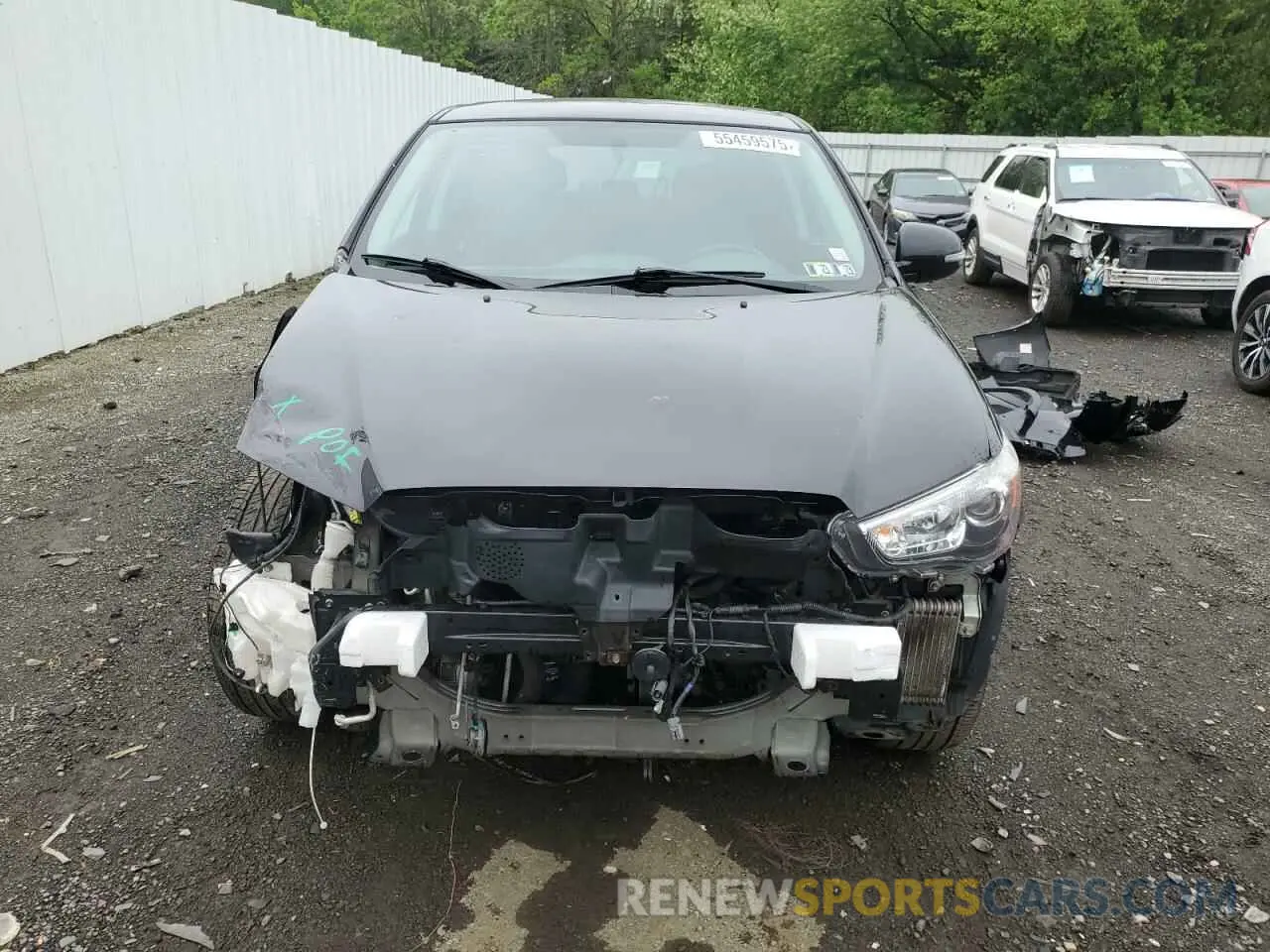 5 Photograph of a damaged car JA4AR3AU1KU000866 MITSUBISHI OUTLANDER 2019