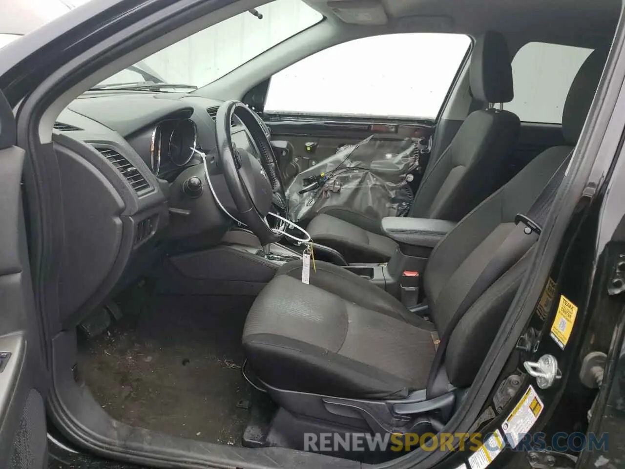 7 Photograph of a damaged car JA4AR3AU1KU000866 MITSUBISHI OUTLANDER 2019
