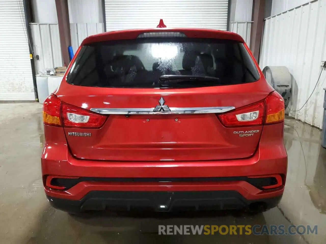 6 Photograph of a damaged car JA4AR3AU2KU015036 MITSUBISHI OUTLANDER 2019
