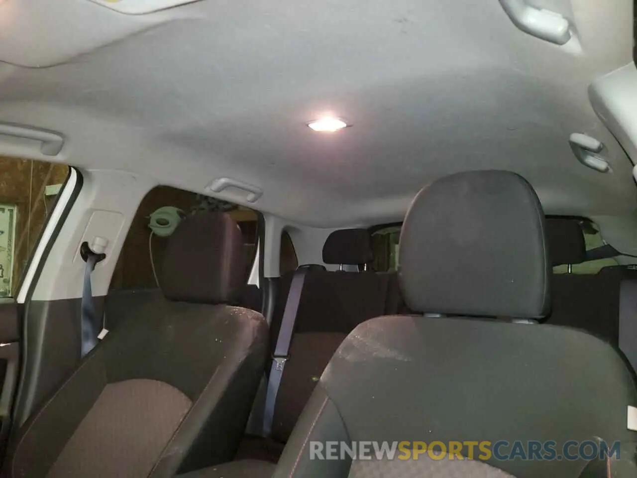 10 Photograph of a damaged car JA4AR3AU3KU009231 MITSUBISHI OUTLANDER 2019