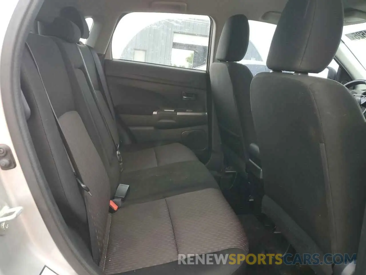 11 Photograph of a damaged car JA4AR3AU3KU013621 MITSUBISHI OUTLANDER 2019
