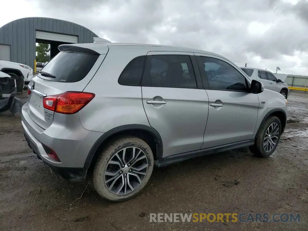 3 Photograph of a damaged car JA4AR3AU3KU013621 MITSUBISHI OUTLANDER 2019