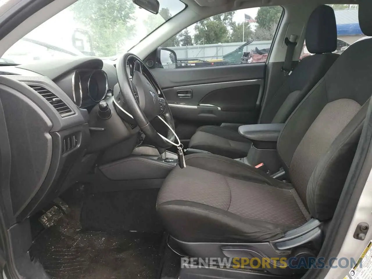 7 Photograph of a damaged car JA4AR3AU3KU013621 MITSUBISHI OUTLANDER 2019