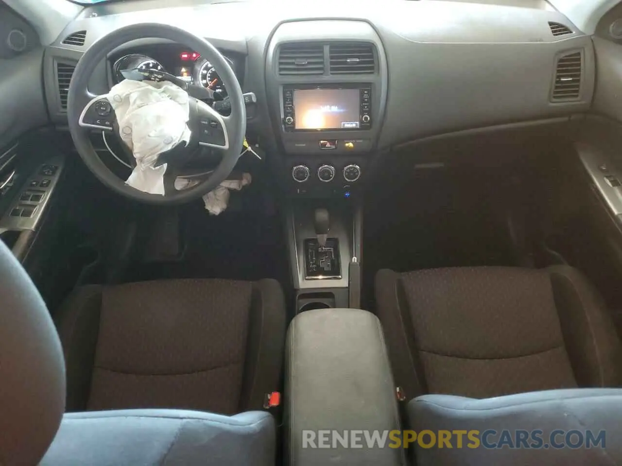 8 Photograph of a damaged car JA4AR3AU3KU020553 MITSUBISHI OUTLANDER 2019