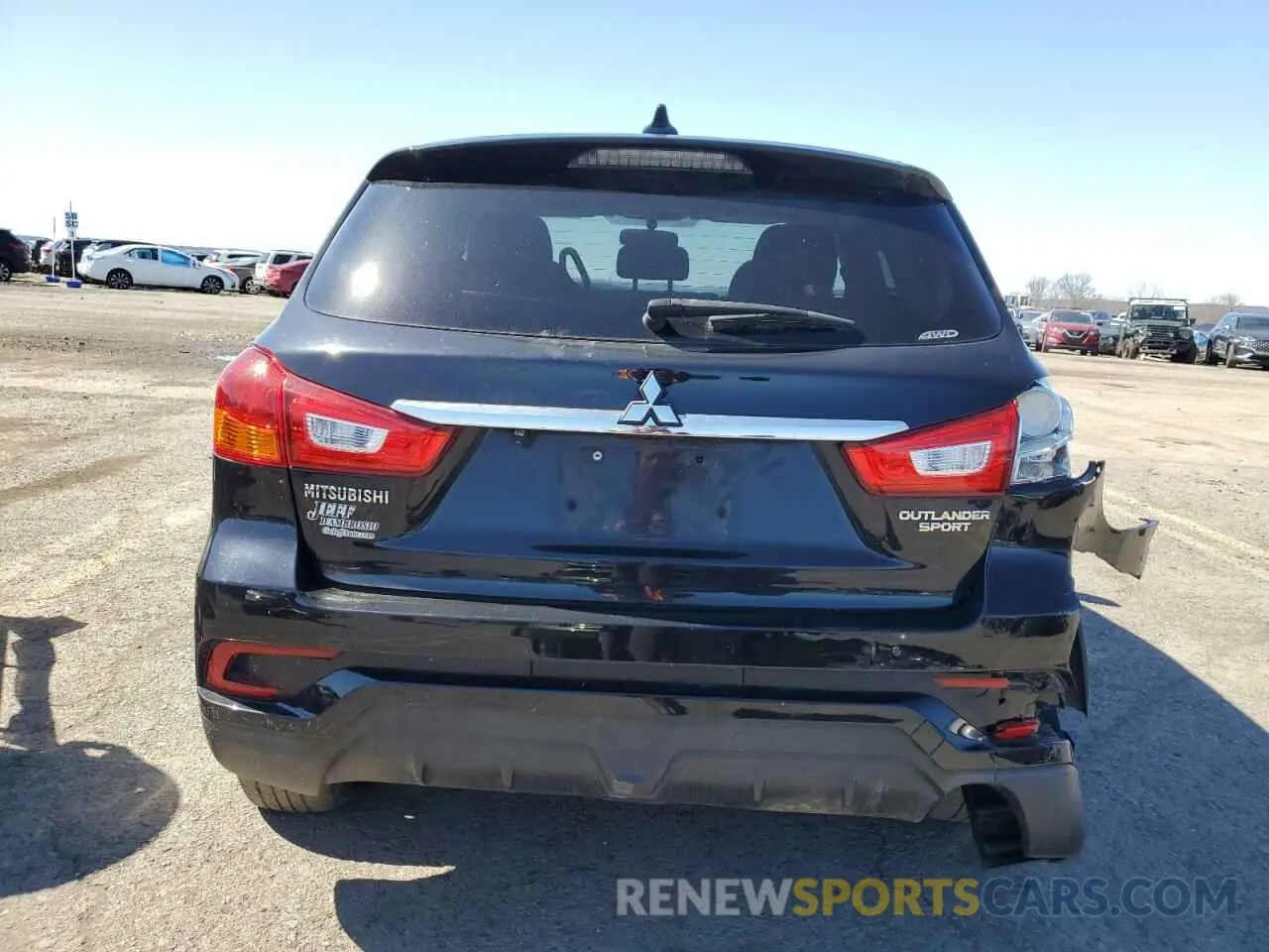 6 Photograph of a damaged car JA4AR3AU3KU032458 MITSUBISHI OUTLANDER 2019
