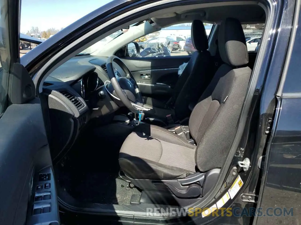 7 Photograph of a damaged car JA4AR3AU3KU032458 MITSUBISHI OUTLANDER 2019
