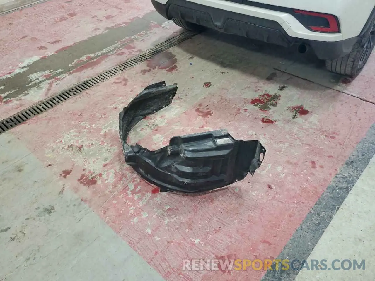 13 Photograph of a damaged car JA4AR3AU4KU021954 MITSUBISHI OUTLANDER 2019