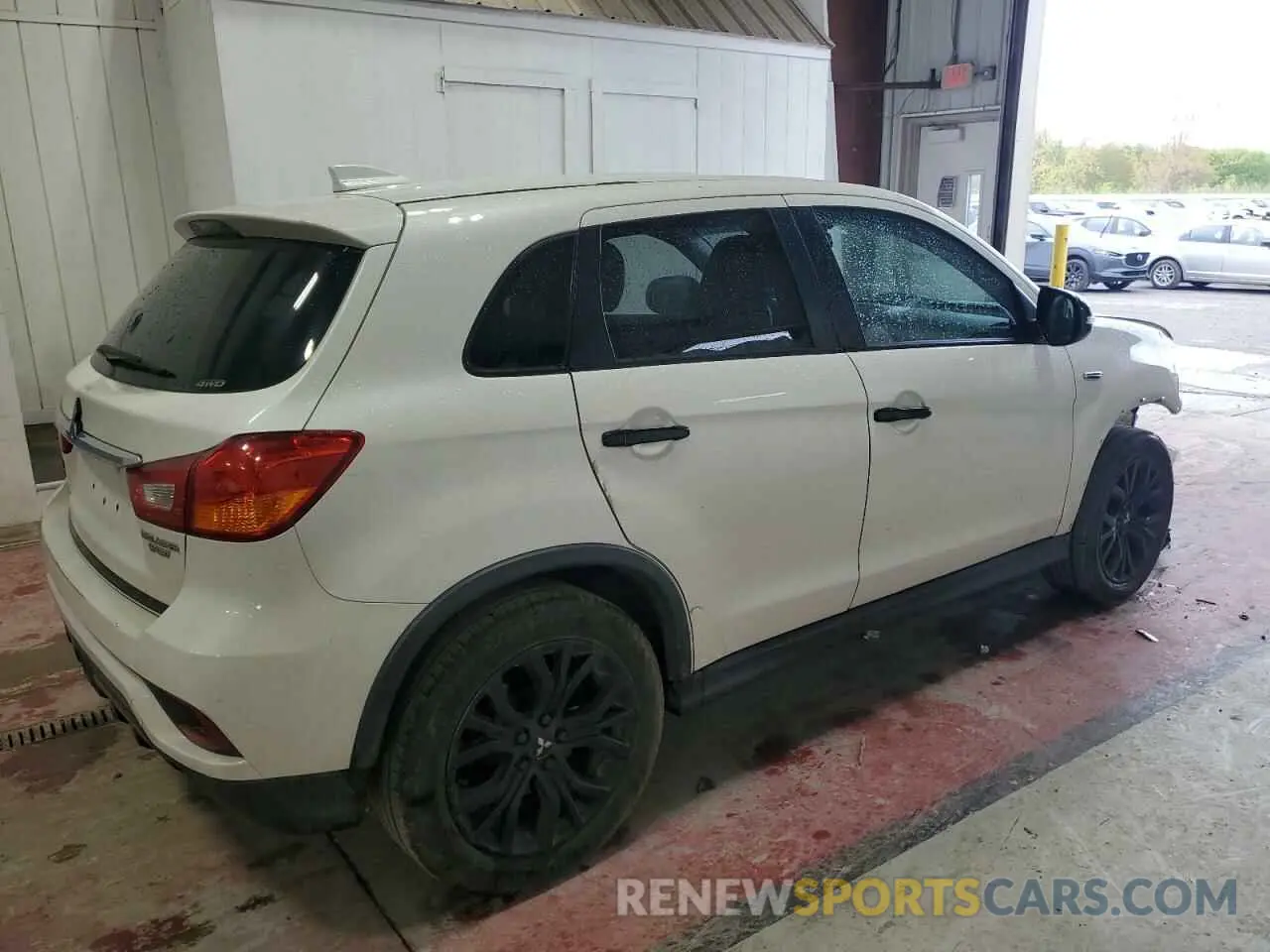 3 Photograph of a damaged car JA4AR3AU4KU021954 MITSUBISHI OUTLANDER 2019