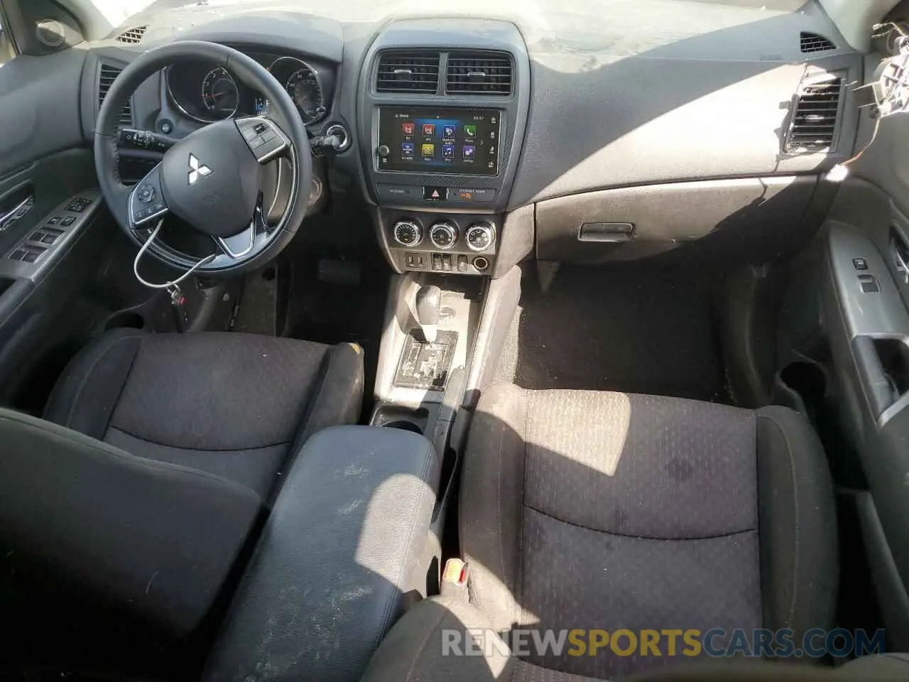 8 Photograph of a damaged car JA4AR3AU5KU004807 MITSUBISHI OUTLANDER 2019
