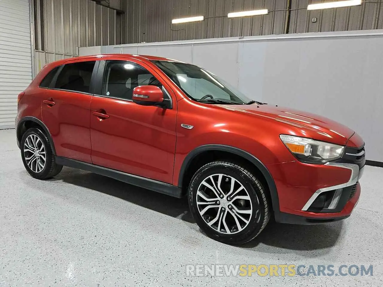 4 Photograph of a damaged car JA4AR3AU5KU017833 MITSUBISHI OUTLANDER 2019