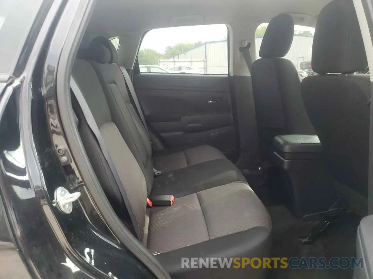 11 Photograph of a damaged car JA4AR3AU5KU028749 MITSUBISHI OUTLANDER 2019