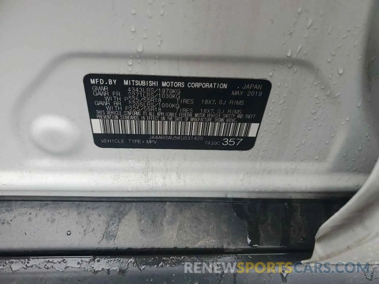 13 Photograph of a damaged car JA4AR3AU5KU031425 MITSUBISHI OUTLANDER 2019