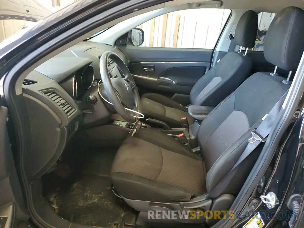 7 Photograph of a damaged car JA4AR3AU6KU005531 MITSUBISHI OUTLANDER 2019