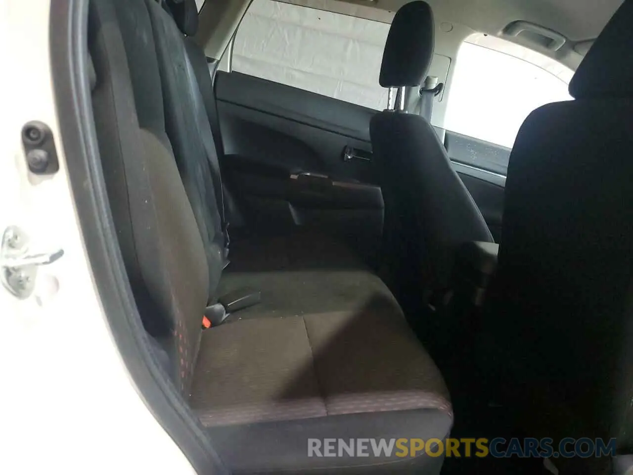 11 Photograph of a damaged car JA4AR3AUXKU003667 MITSUBISHI OUTLANDER 2019