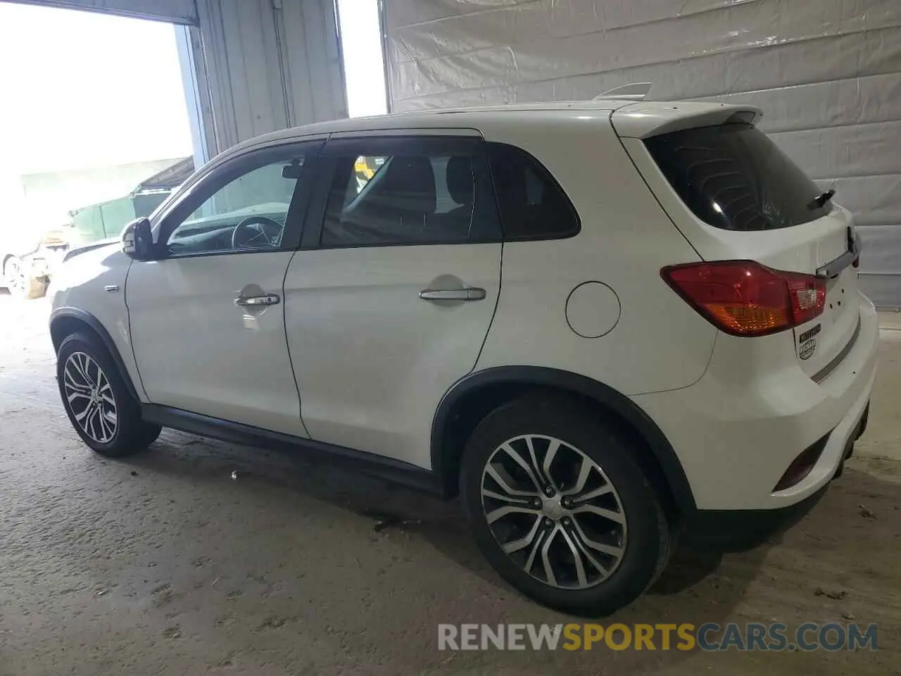2 Photograph of a damaged car JA4AR3AUXKU003667 MITSUBISHI OUTLANDER 2019