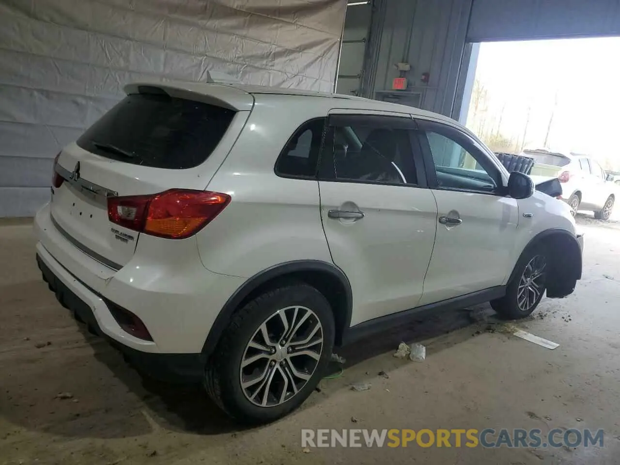 3 Photograph of a damaged car JA4AR3AUXKU003667 MITSUBISHI OUTLANDER 2019