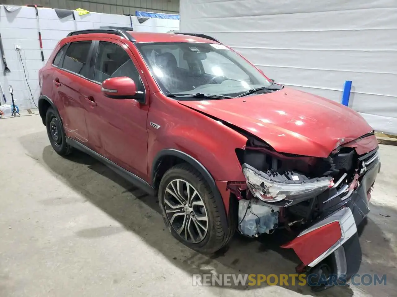 4 Photograph of a damaged car JA4AR4AW1KU018355 MITSUBISHI OUTLANDER 2019