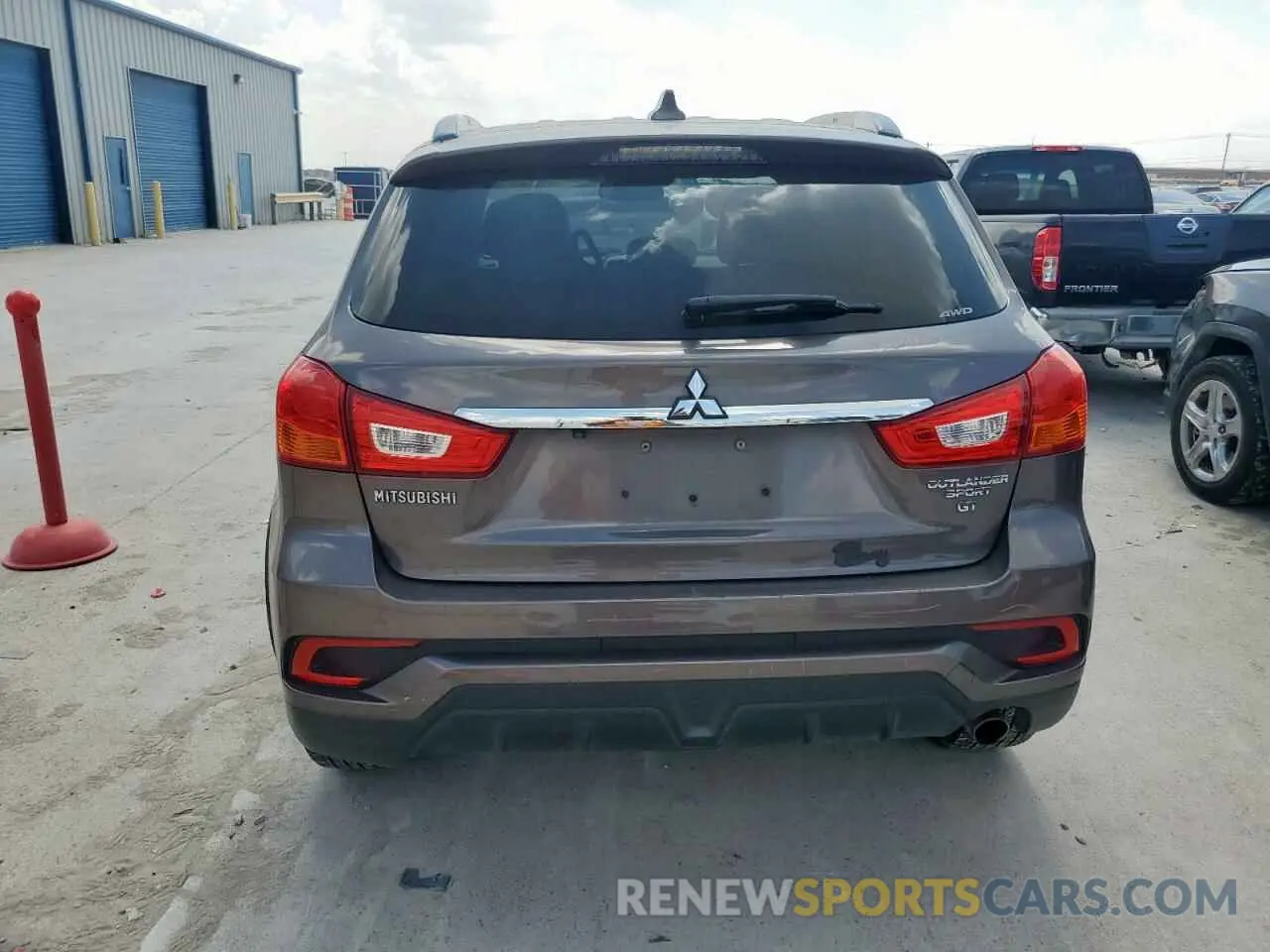 6 Photograph of a damaged car JA4AR4AW8KU005764 MITSUBISHI OUTLANDER 2019