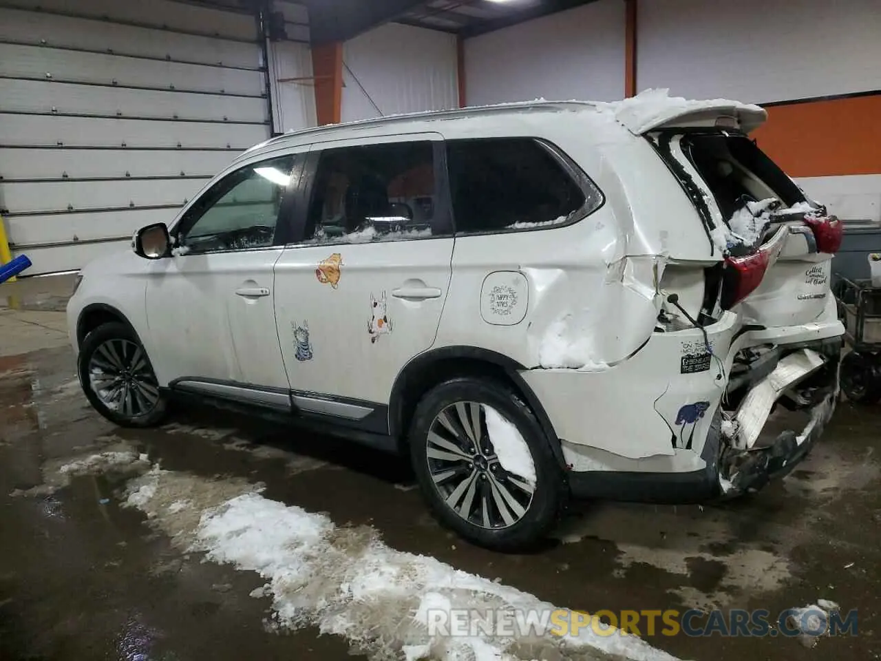 2 Photograph of a damaged car JA4AZ2A36KZ602425 MITSUBISHI OUTLANDER 2019