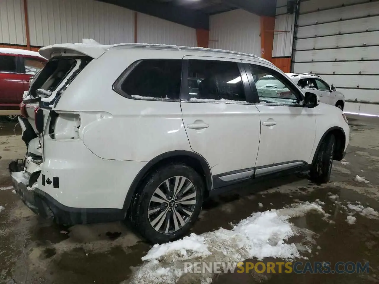3 Photograph of a damaged car JA4AZ2A36KZ602425 MITSUBISHI OUTLANDER 2019