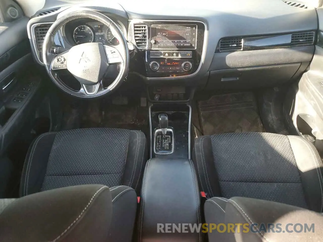 8 Photograph of a damaged car JA4AZ2A37KZ606743 MITSUBISHI OUTLANDER 2019