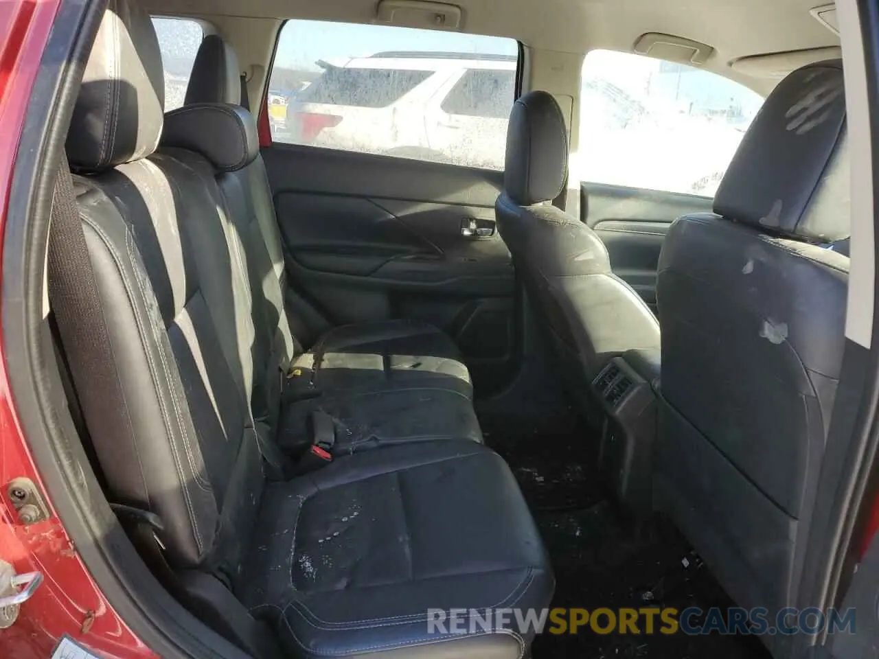 10 Photograph of a damaged car JA4AZ3A30KZ017877 MITSUBISHI OUTLANDER 2019