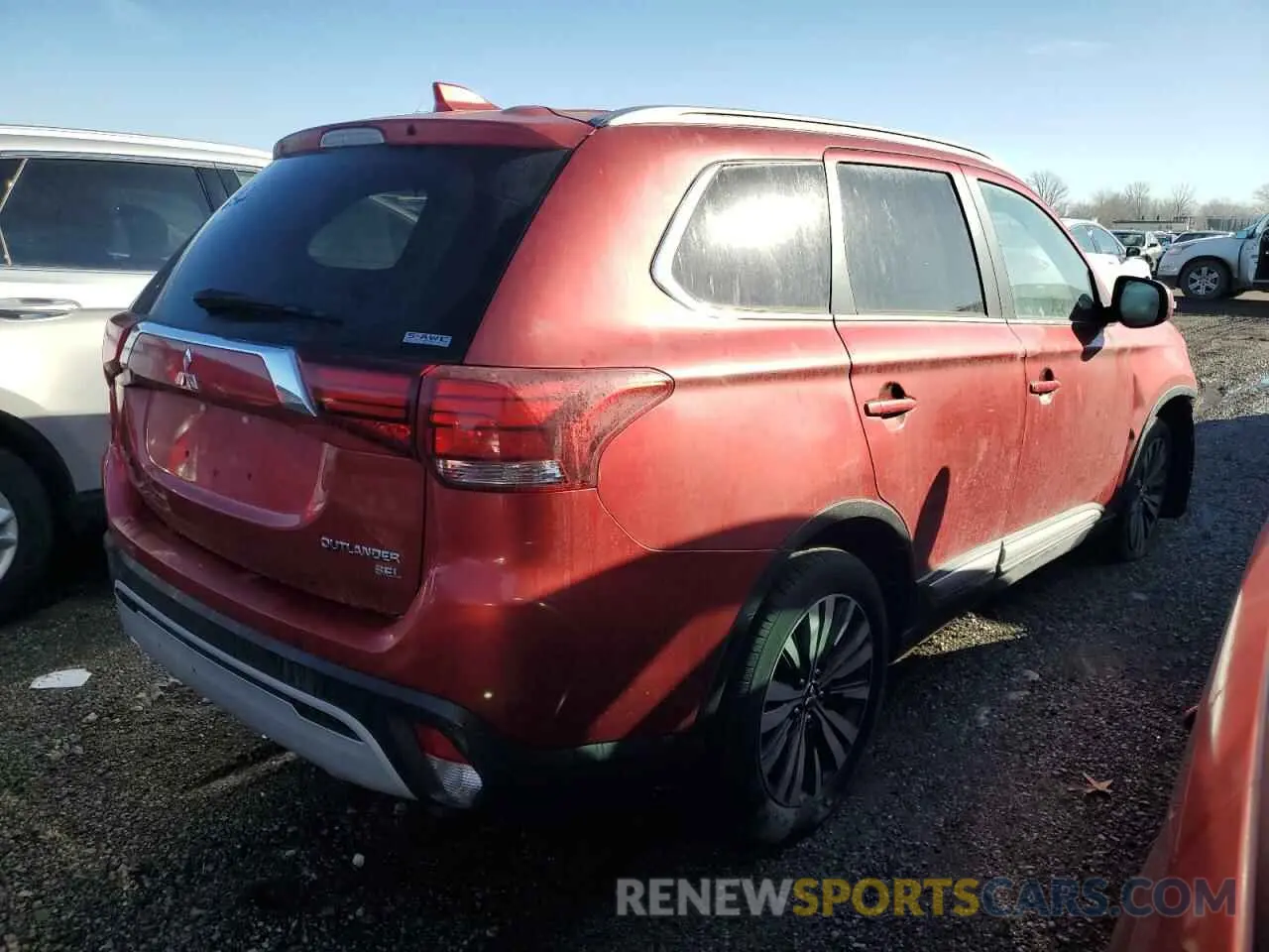 3 Photograph of a damaged car JA4AZ3A30KZ017877 MITSUBISHI OUTLANDER 2019