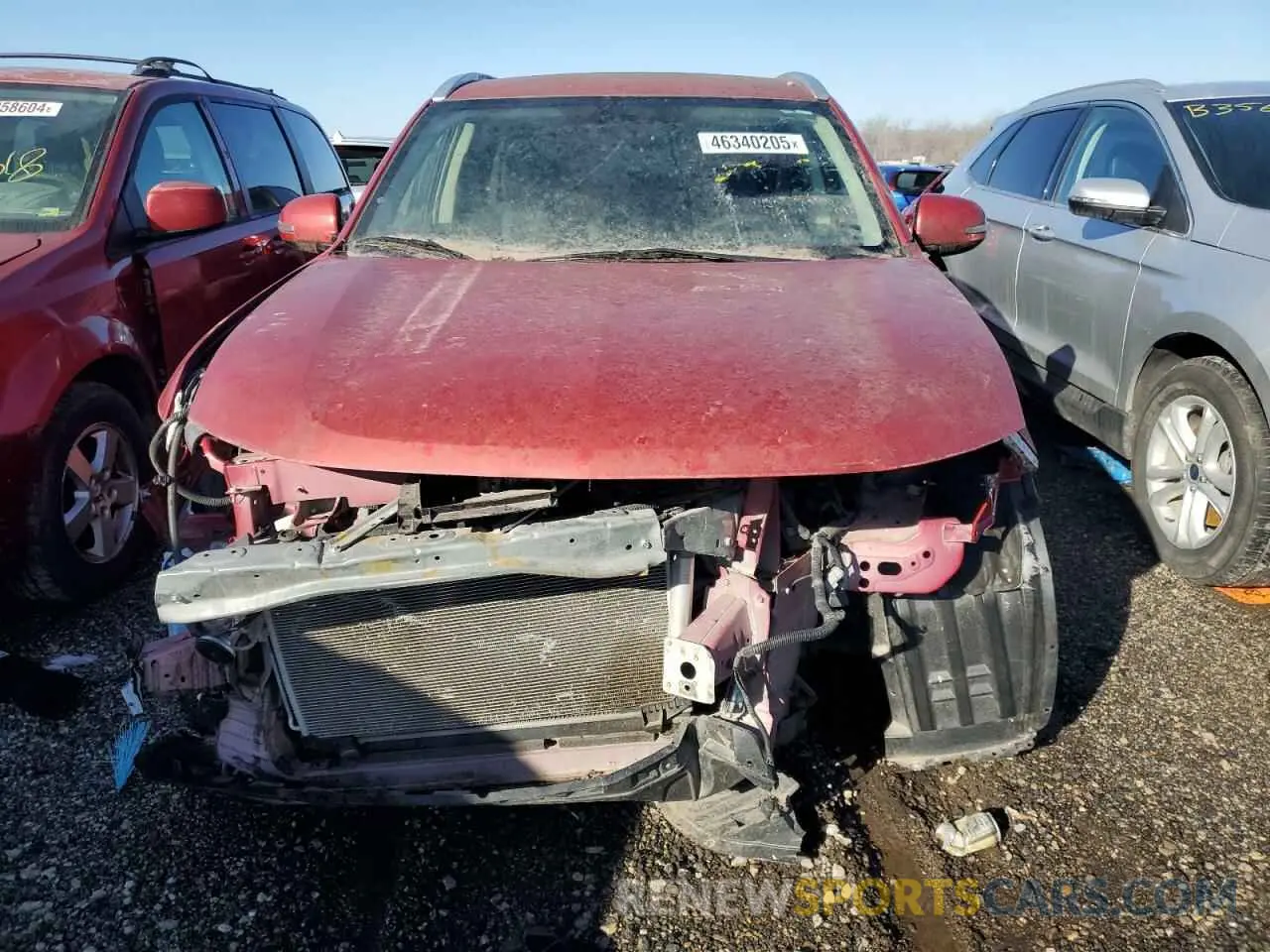 5 Photograph of a damaged car JA4AZ3A30KZ017877 MITSUBISHI OUTLANDER 2019