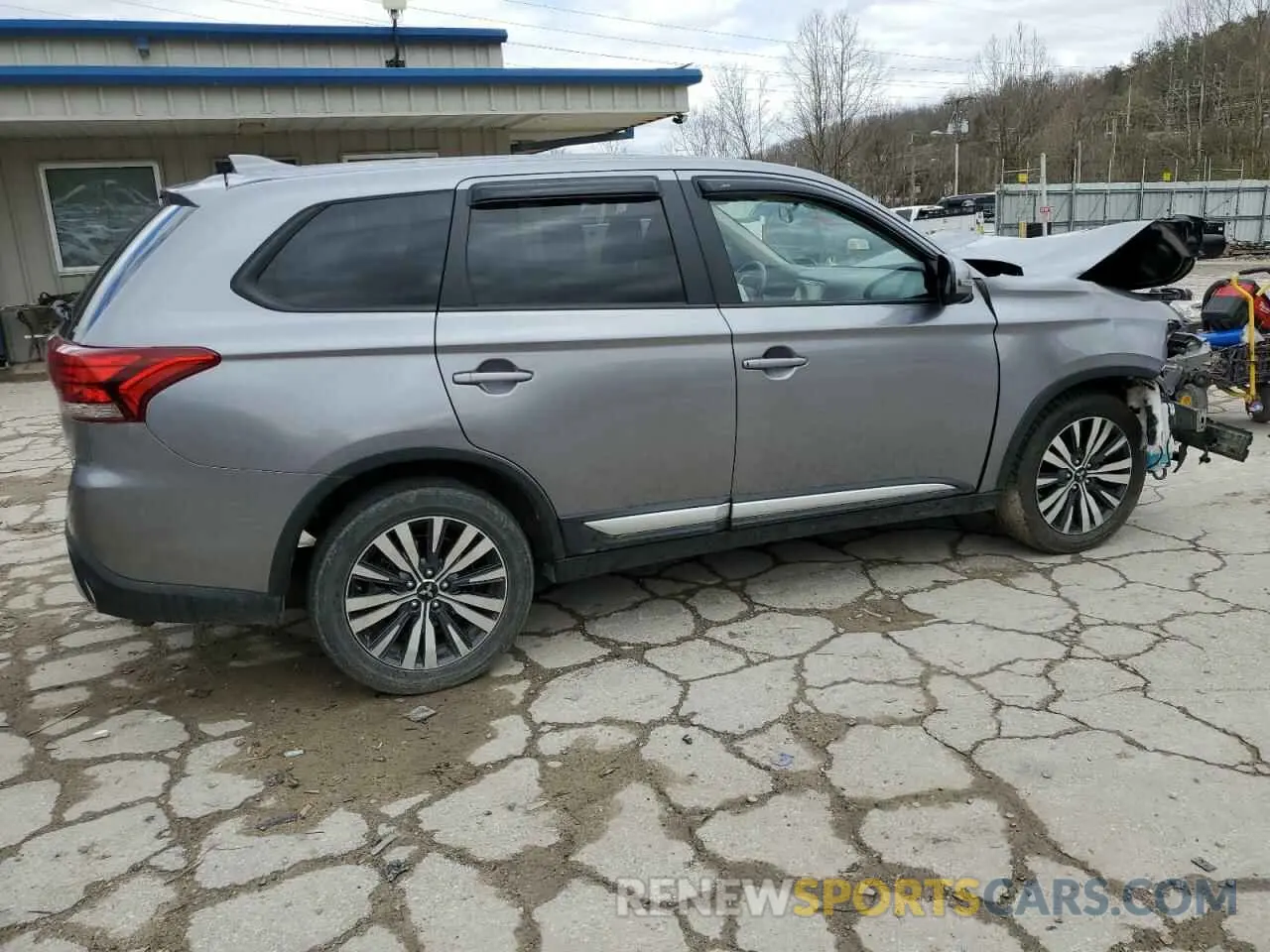 3 Photograph of a damaged car JA4AZ3A31KZ013871 MITSUBISHI OUTLANDER 2019