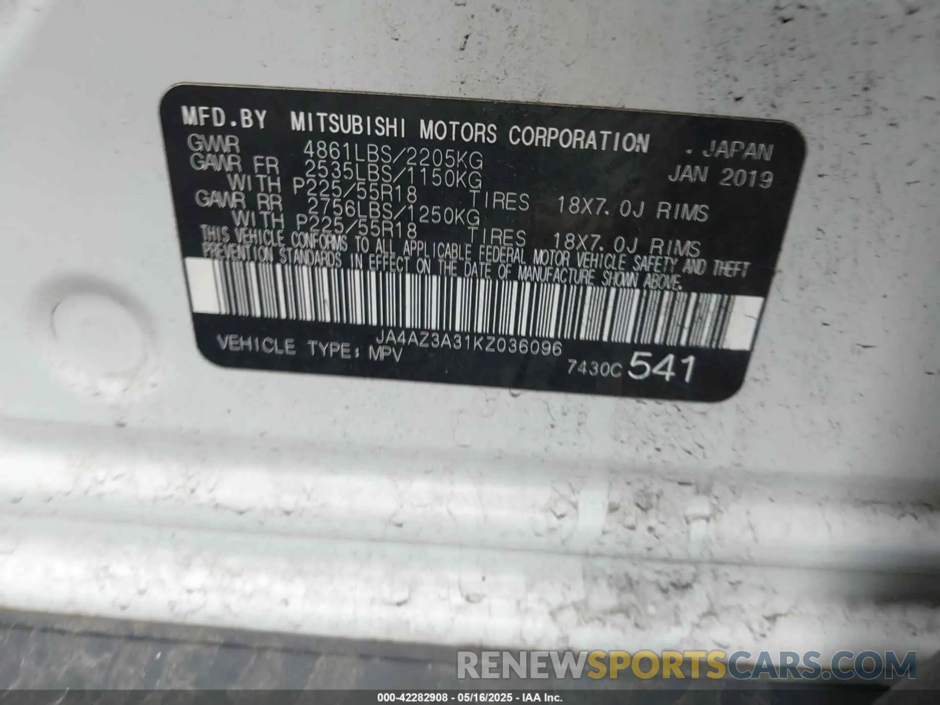 9 Photograph of a damaged car JA4AZ3A31KZ036096 MITSUBISHI OUTLANDER 2019