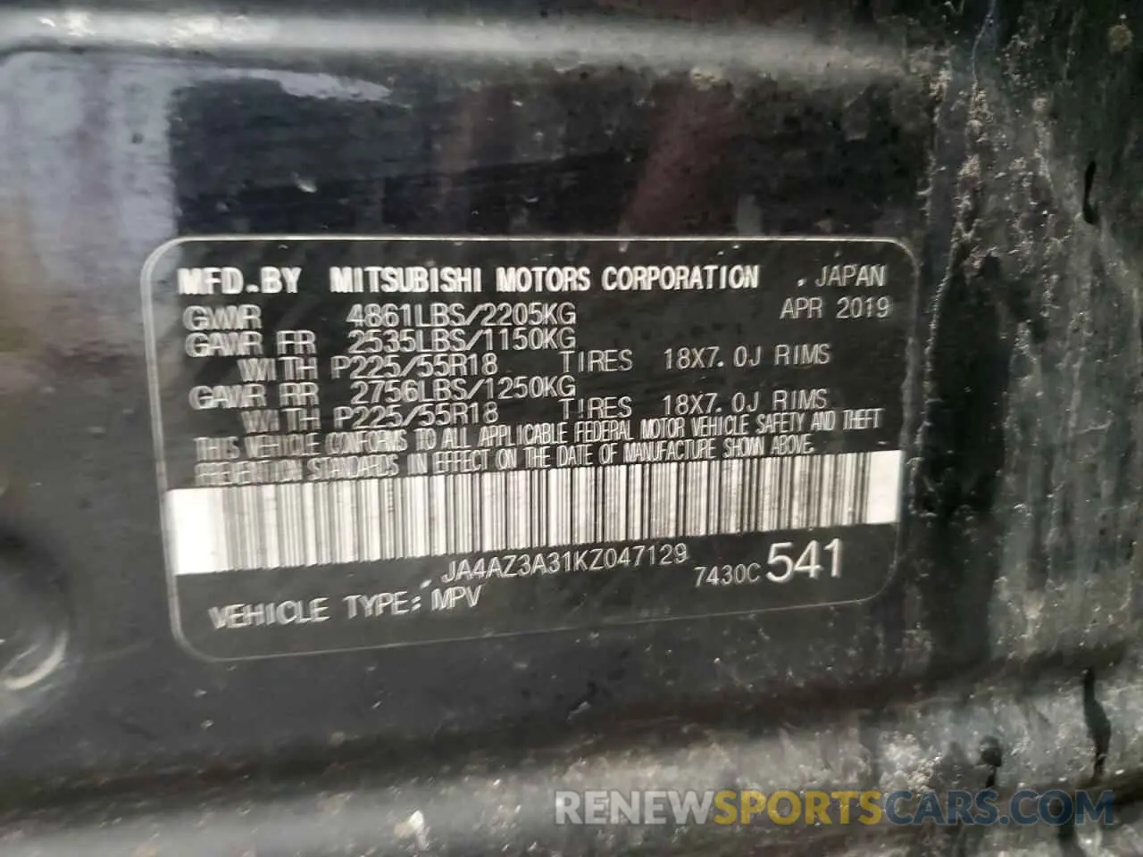 13 Photograph of a damaged car JA4AZ3A31KZ047129 MITSUBISHI OUTLANDER 2019