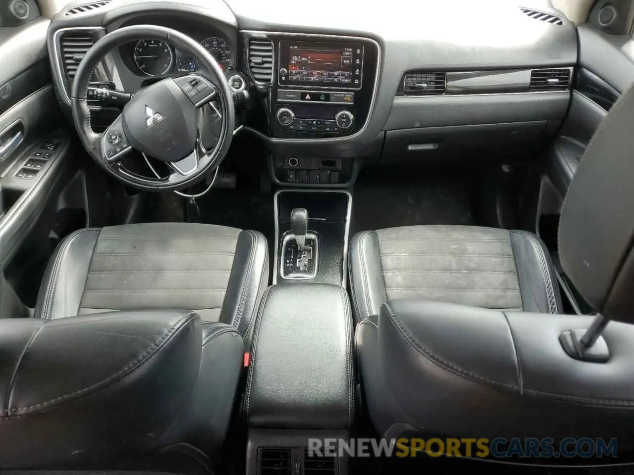 8 Photograph of a damaged car JA4AZ3A31KZ047129 MITSUBISHI OUTLANDER 2019