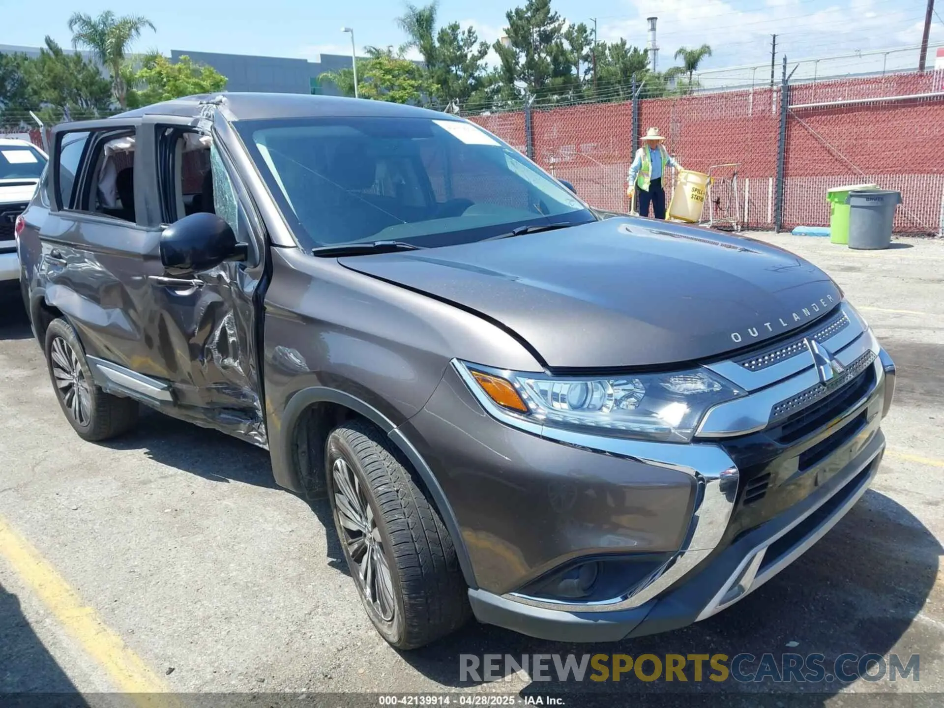 1 Photograph of a damaged car JA4AZ3A32KZ012387 MITSUBISHI OUTLANDER 2019