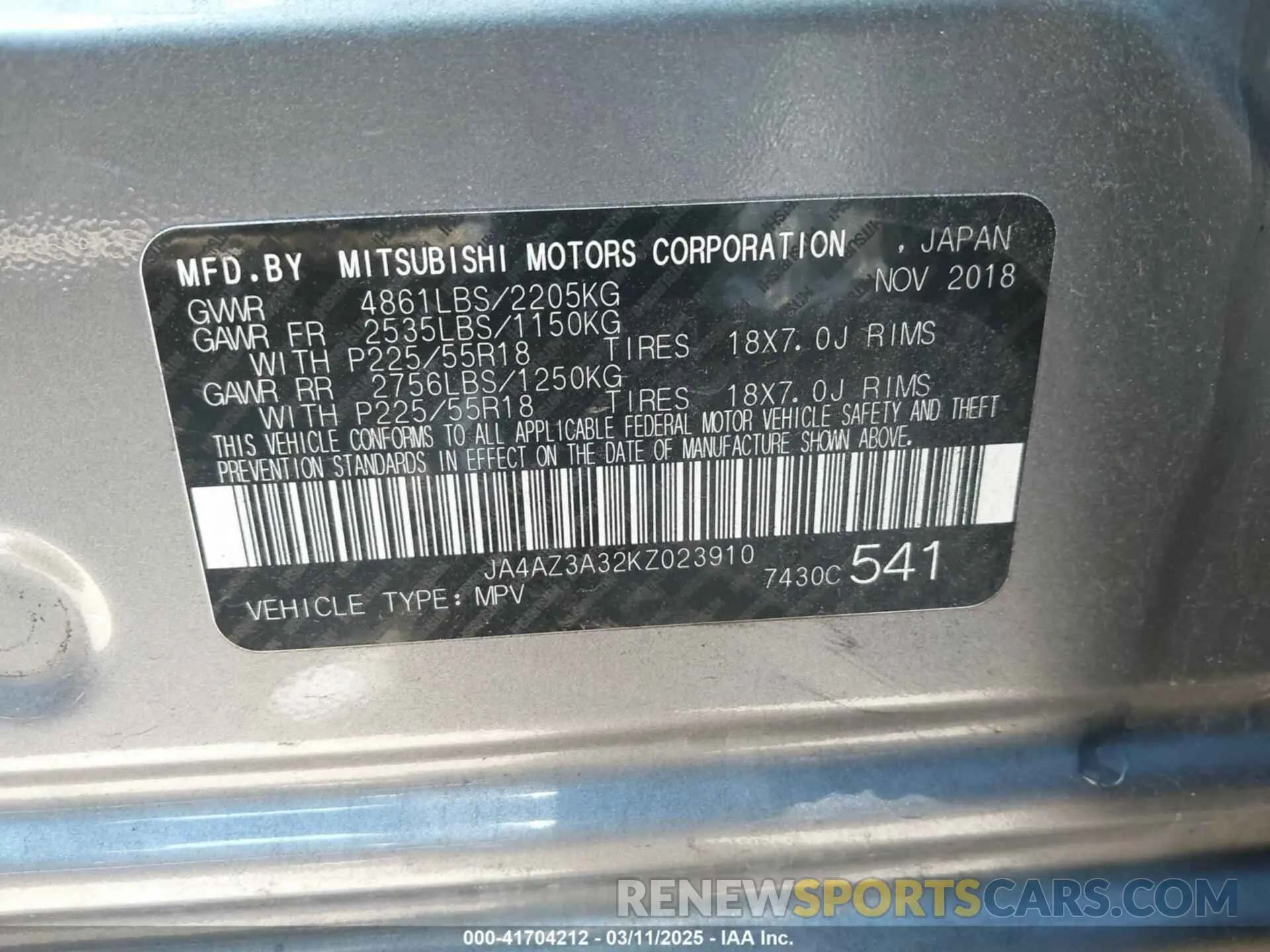 9 Photograph of a damaged car JA4AZ3A32KZ023910 MITSUBISHI OUTLANDER 2019