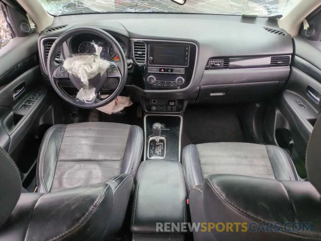 8 Photograph of a damaged car JA4AZ3A32KZ025074 MITSUBISHI OUTLANDER 2019