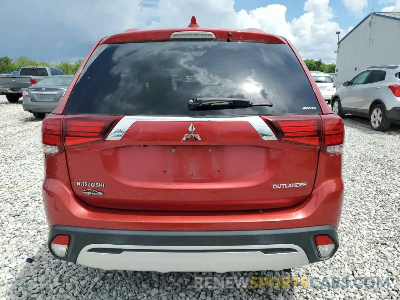 6 Photograph of a damaged car JA4AZ3A33KZ008042 MITSUBISHI OUTLANDER 2019