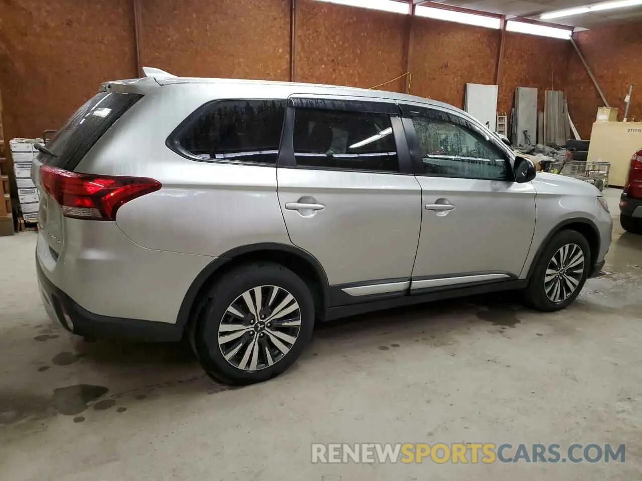 3 Photograph of a damaged car JA4AZ3A33KZ031238 MITSUBISHI OUTLANDER 2019