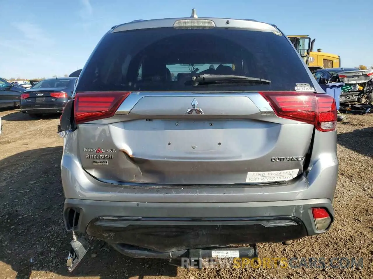 6 Photograph of a damaged car JA4AZ3A33KZ032566 MITSUBISHI OUTLANDER 2019