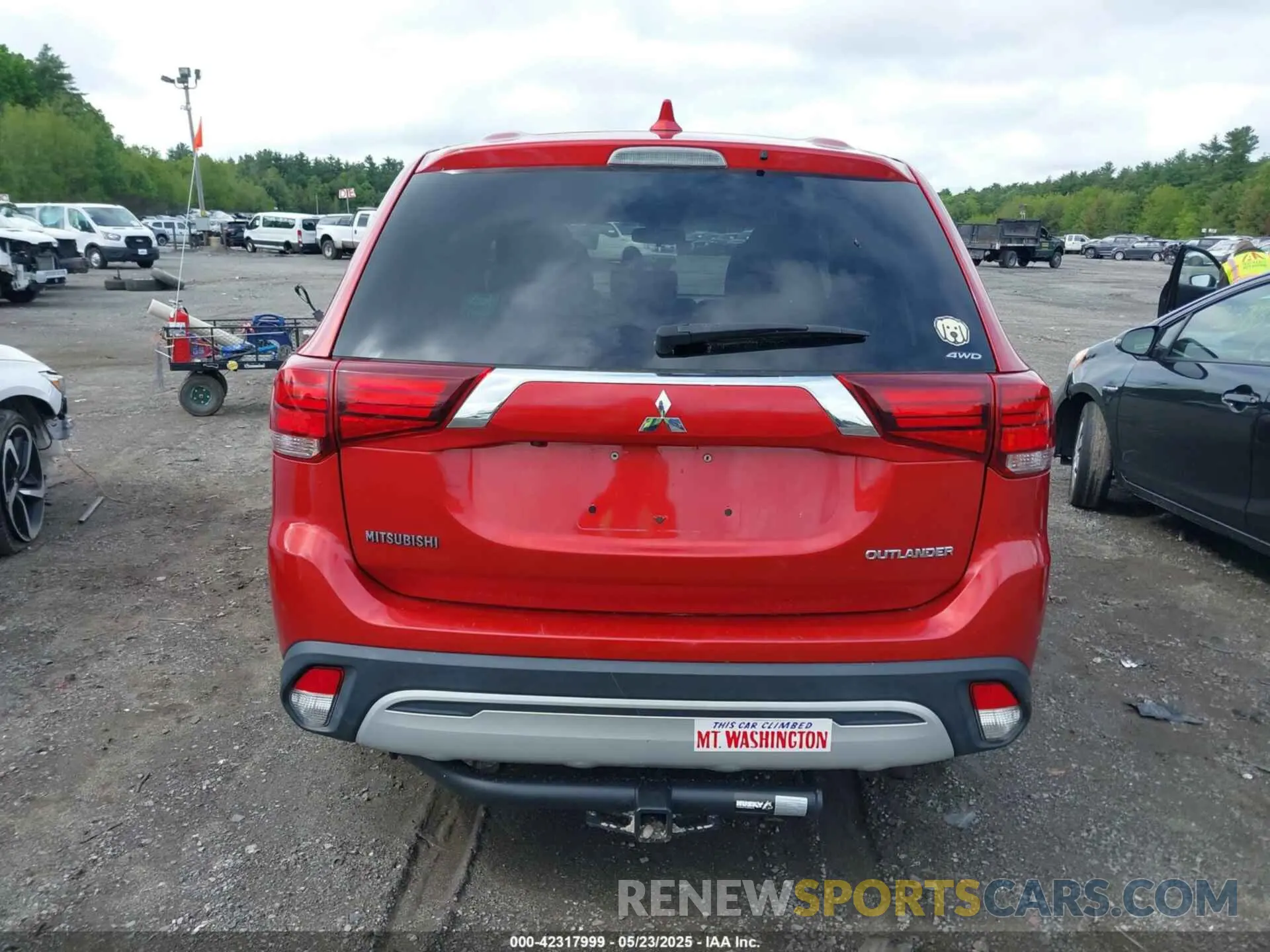 16 Photograph of a damaged car JA4AZ3A33KZ051750 MITSUBISHI OUTLANDER 2019