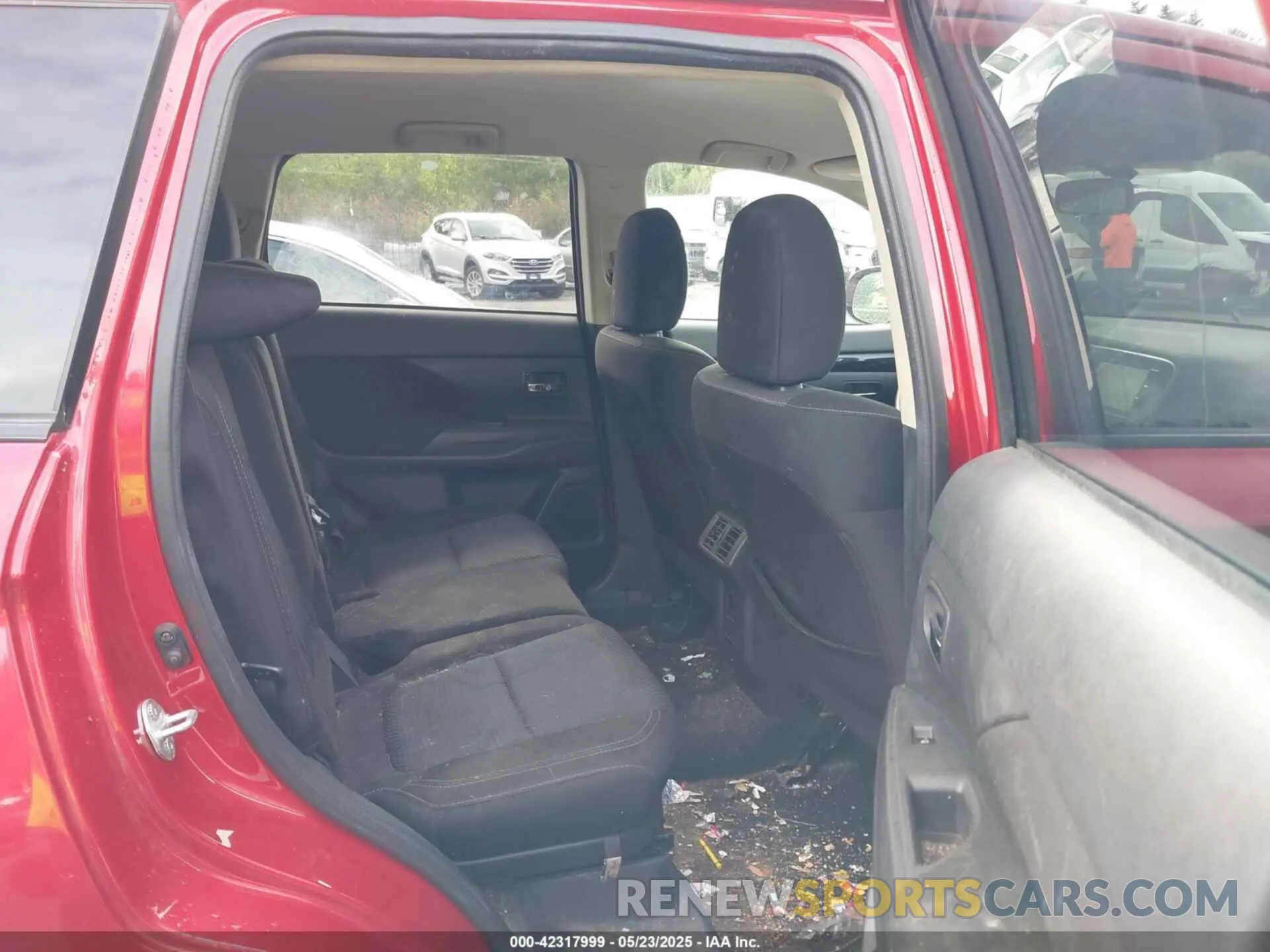 8 Photograph of a damaged car JA4AZ3A33KZ051750 MITSUBISHI OUTLANDER 2019