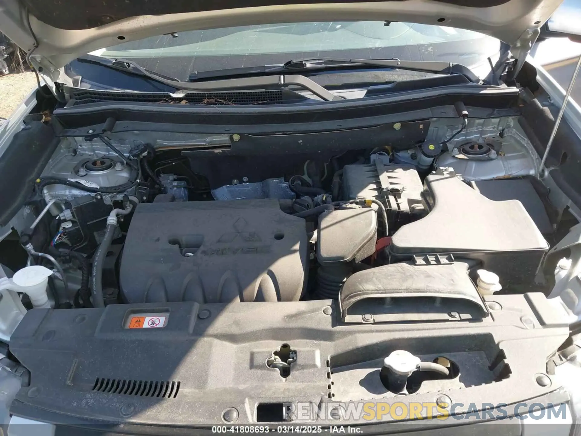 10 Photograph of a damaged car JA4AZ3A34KZ009989 MITSUBISHI OUTLANDER 2019