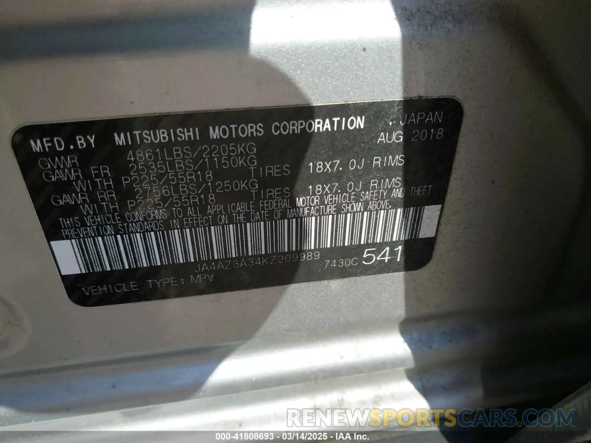 9 Photograph of a damaged car JA4AZ3A34KZ009989 MITSUBISHI OUTLANDER 2019
