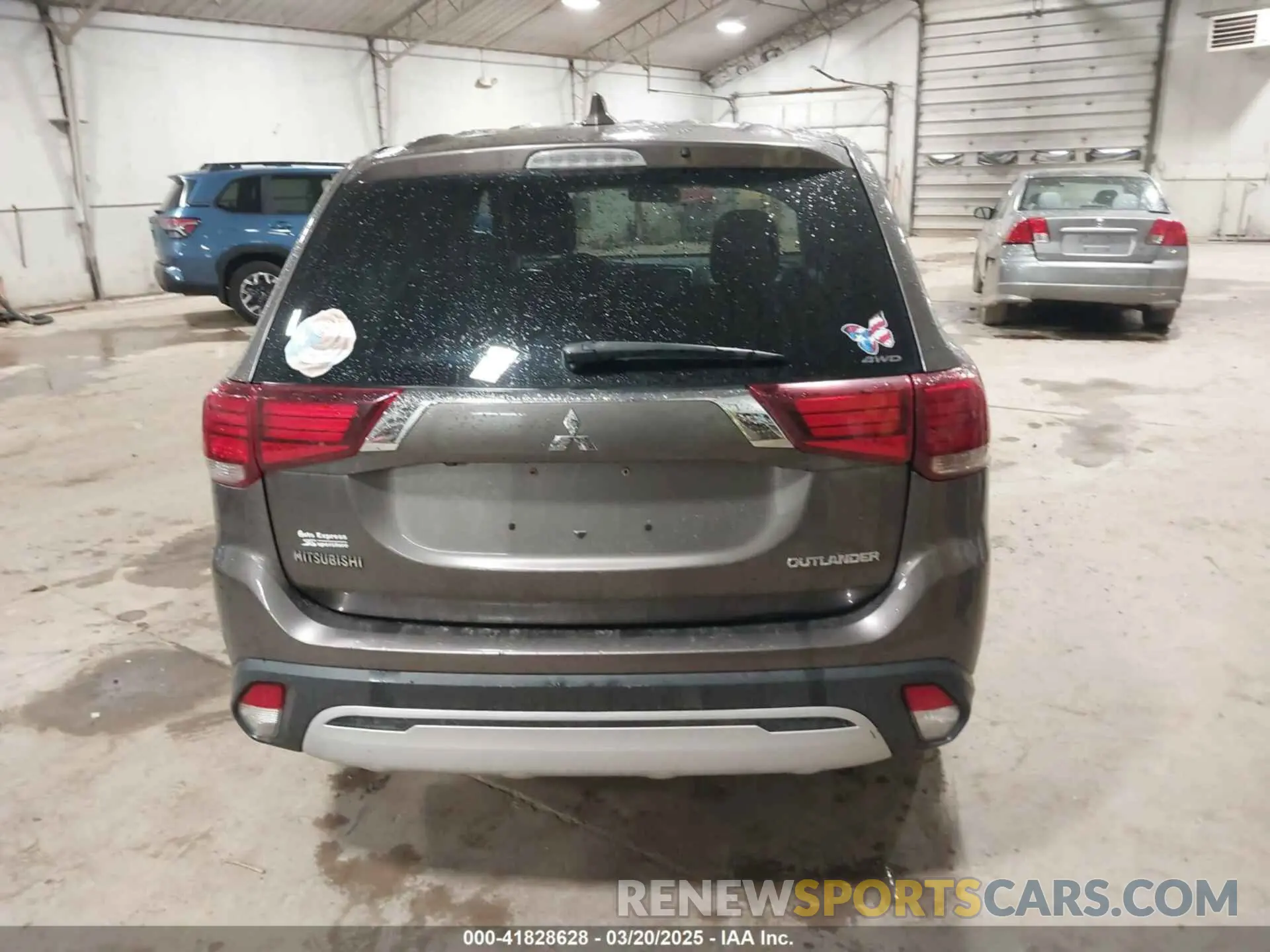 16 Photograph of a damaged car JA4AZ3A34KZ020667 MITSUBISHI OUTLANDER 2019