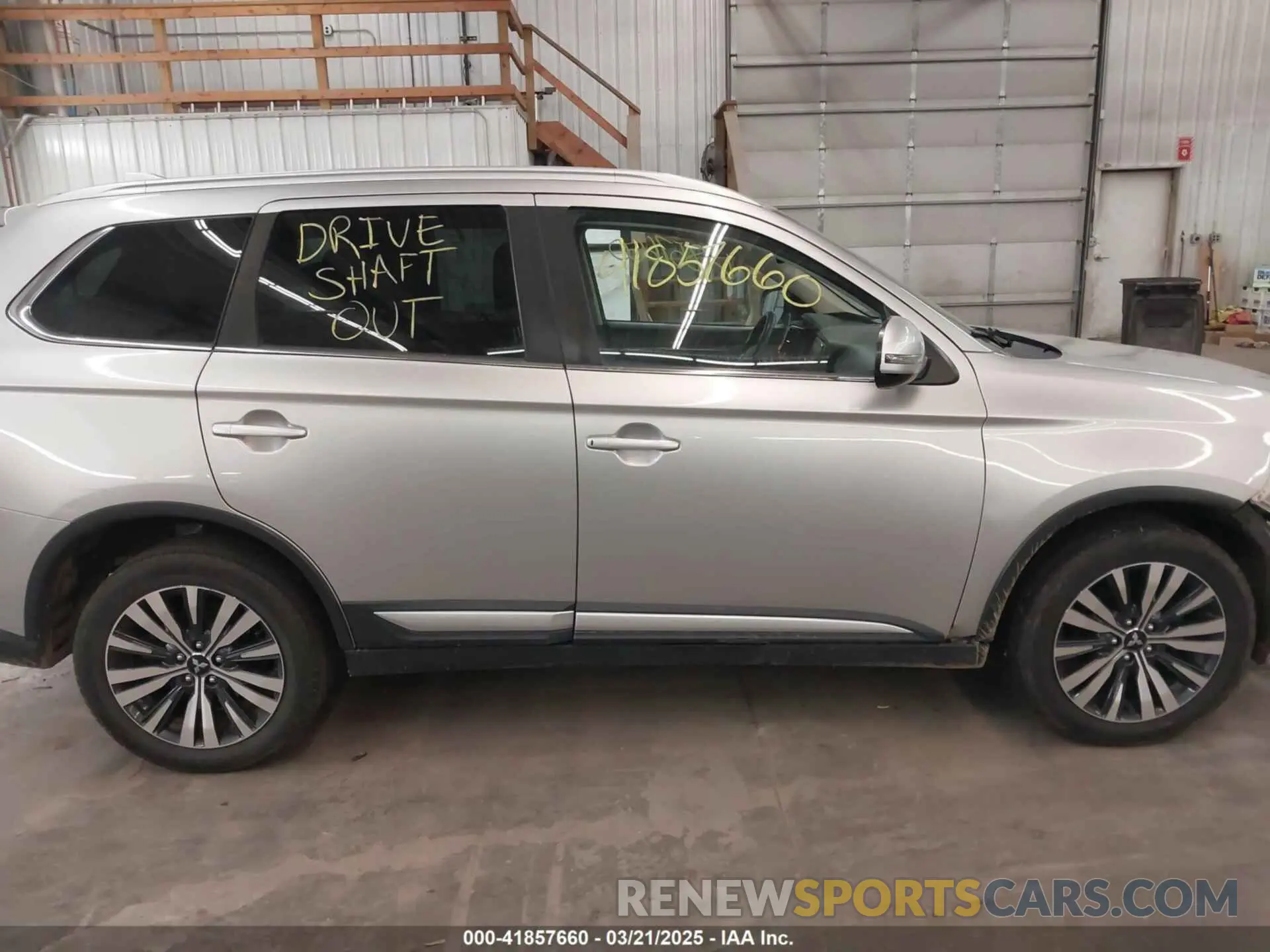 14 Photograph of a damaged car JA4AZ3A34KZ026887 MITSUBISHI OUTLANDER 2019