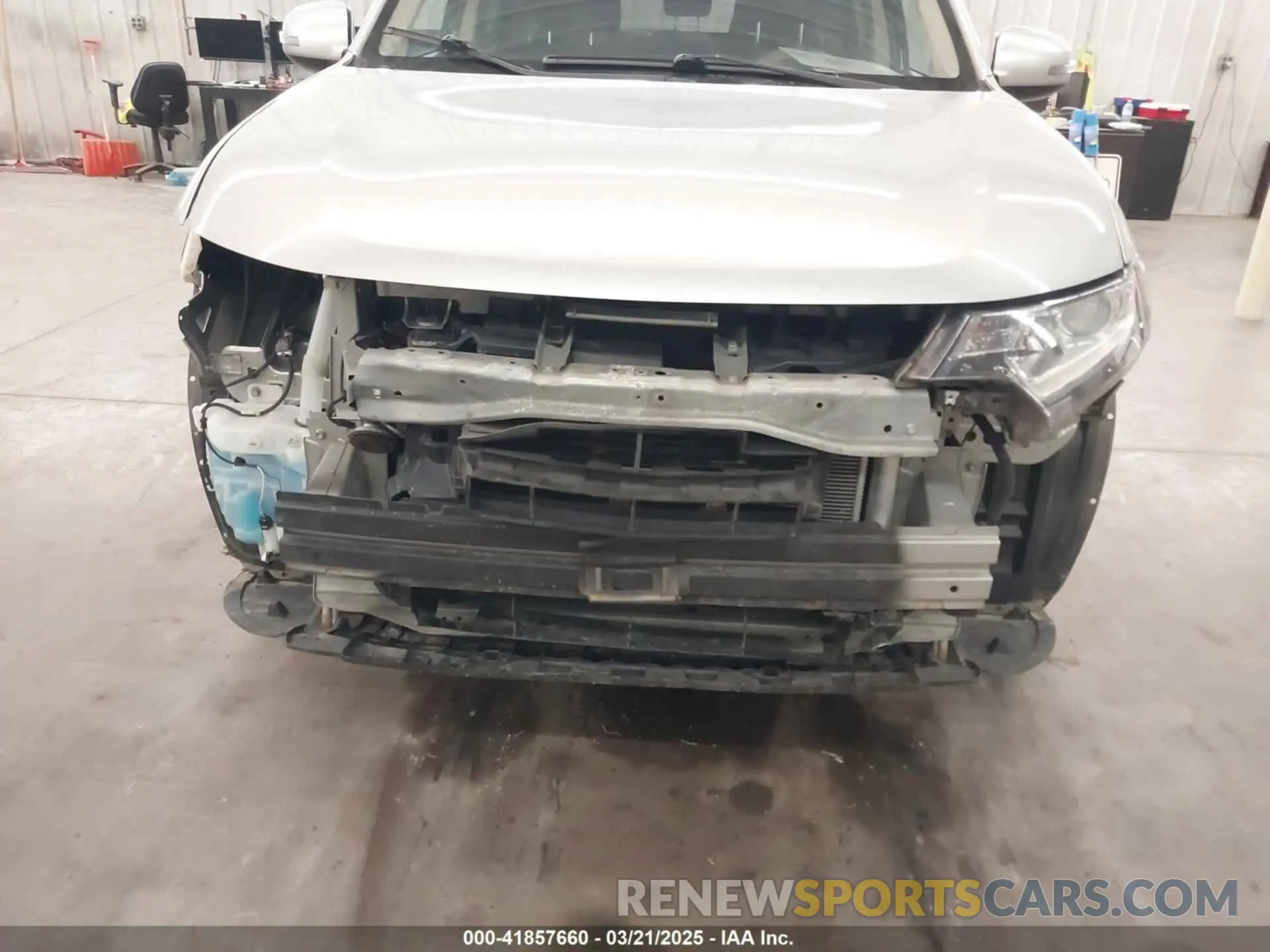 6 Photograph of a damaged car JA4AZ3A34KZ026887 MITSUBISHI OUTLANDER 2019