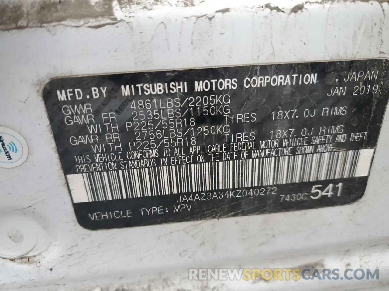 14 Photograph of a damaged car JA4AZ3A34KZ040272 MITSUBISHI OUTLANDER 2019
