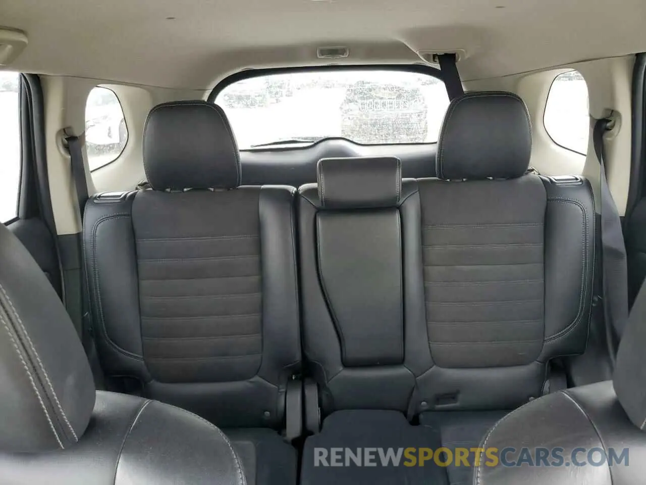 10 Photograph of a damaged car JA4AZ3A34KZ046072 MITSUBISHI OUTLANDER 2019
